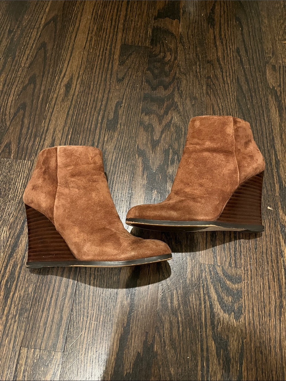 Vince Camuto Women’s Brown Suede Wedge Ankle Boots size 6M/36